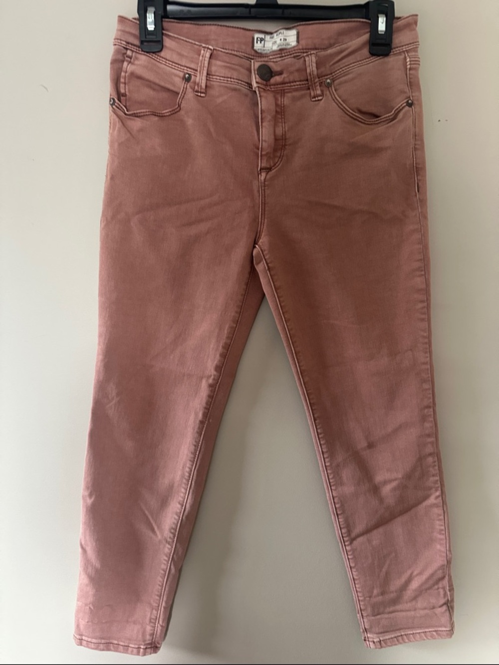 Free People Skinny Jeans in Mauve Pink